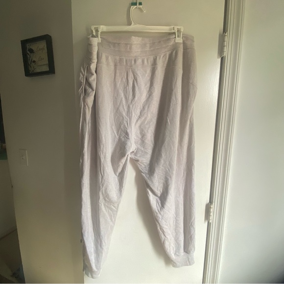 Athleta Off-White Ribbed Balance Joggers 2X - Picture 2 of 4